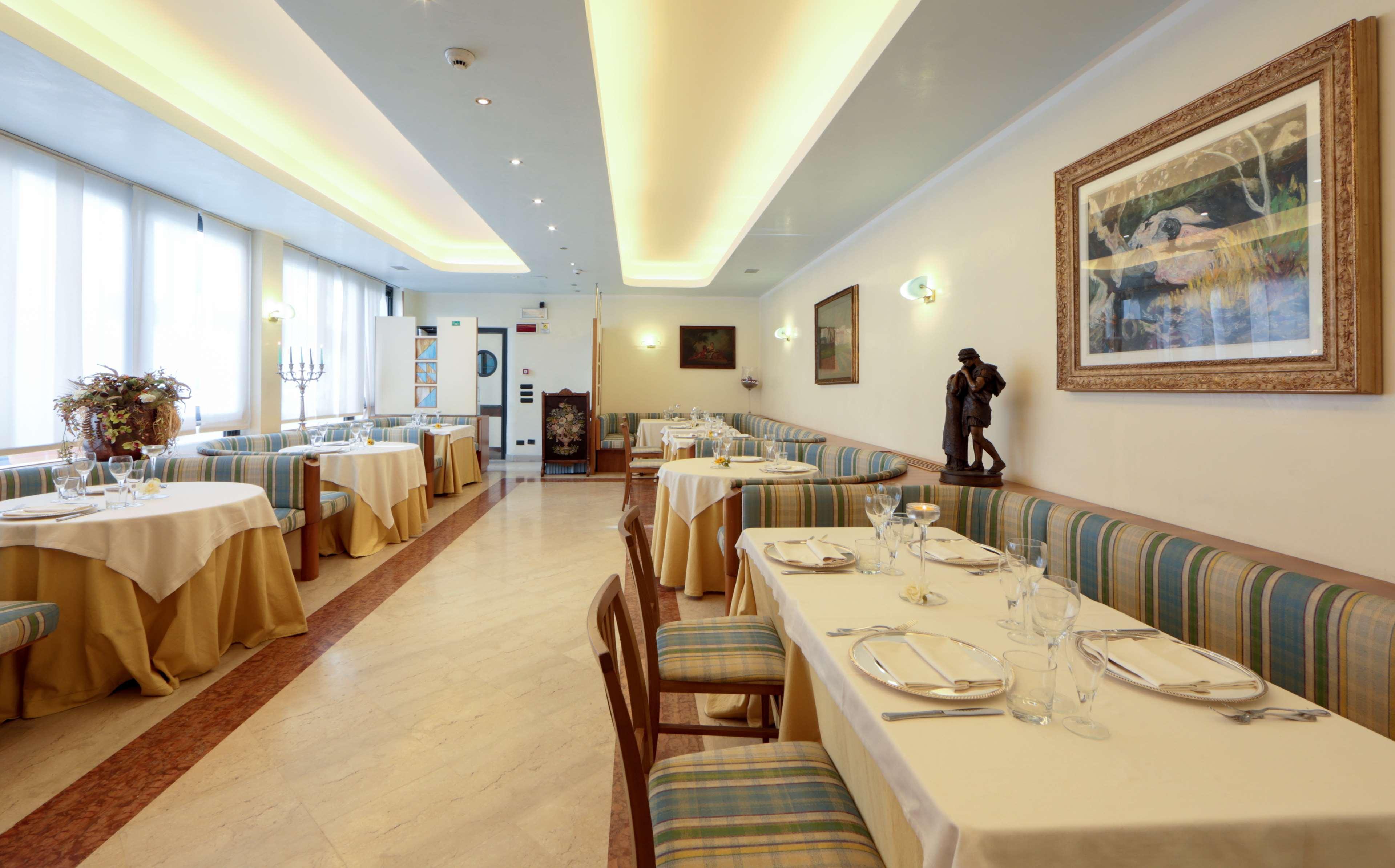Best Western Hotel Dei Cavalieri Барлета Екстериор снимка