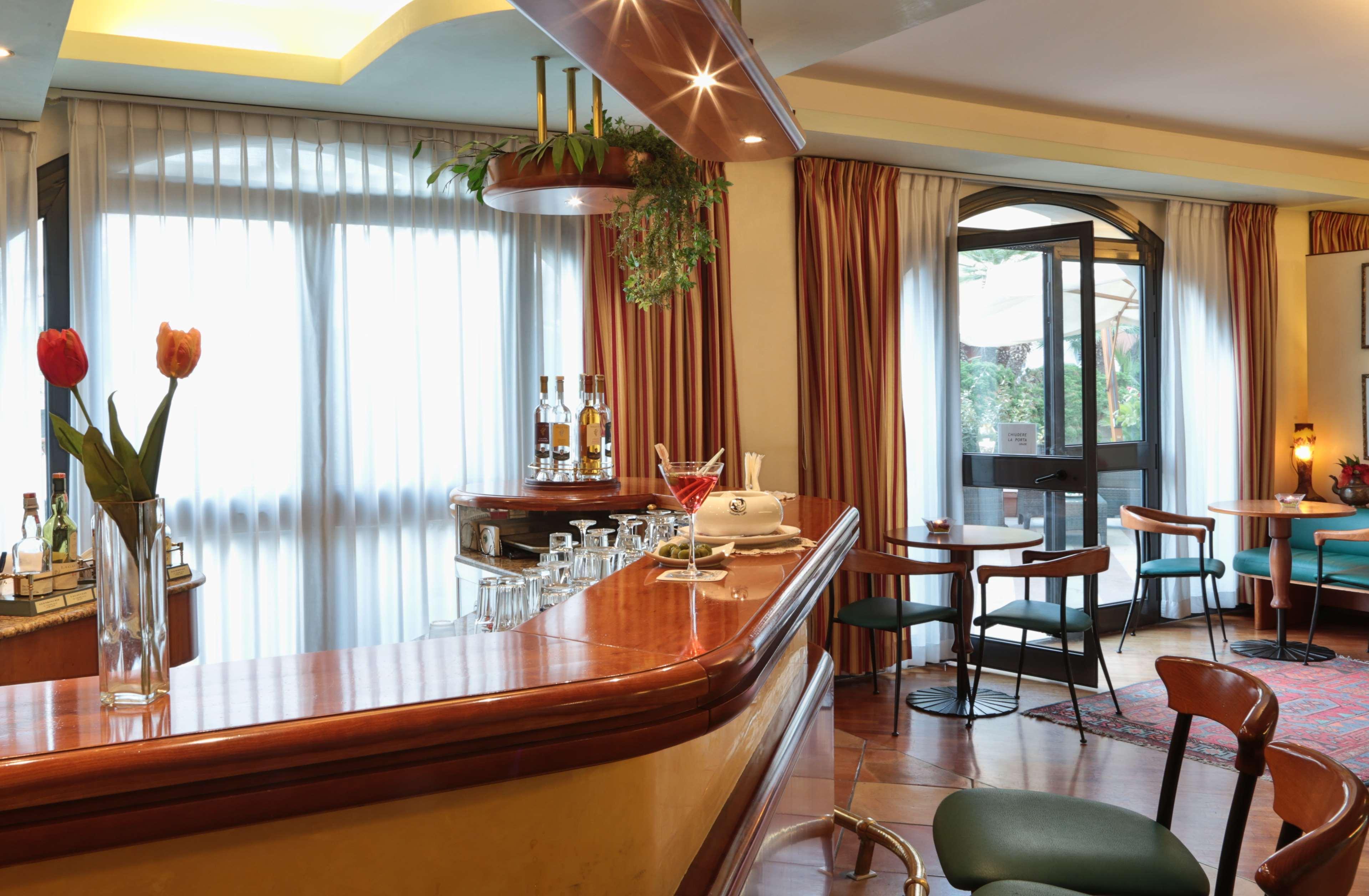 Best Western Hotel Dei Cavalieri Барлета Екстериор снимка