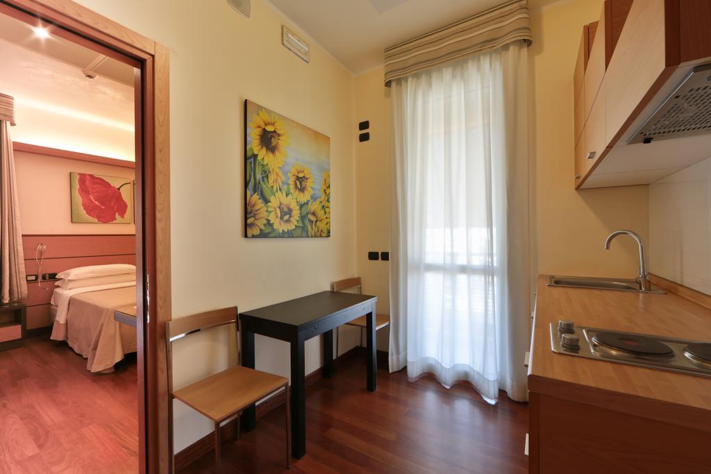 Best Western Hotel Dei Cavalieri Барлета Екстериор снимка
